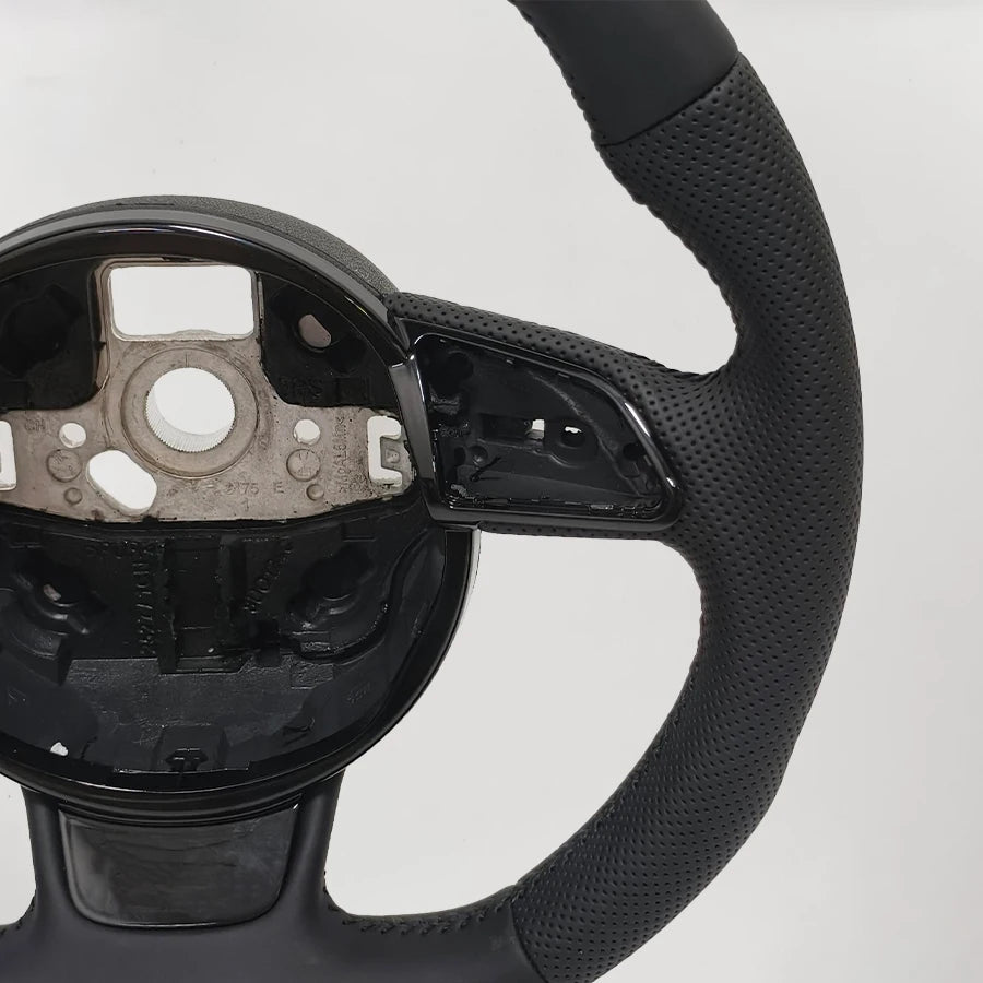 Audi A1 / A3 / A4 / A5 / Q5 B8 Steering Wheel - Leather
