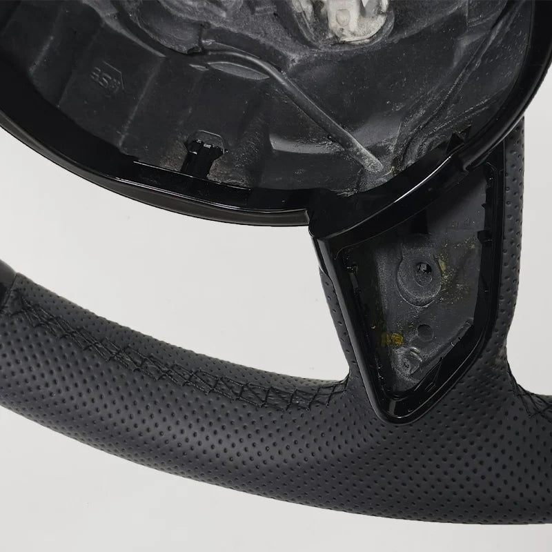 Audi A3 / Q3 / A4 B8 / A5 Steering Wheel - Leather and Carbon